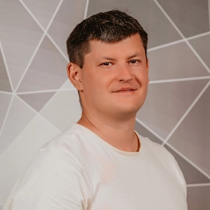 Виктор Денисов